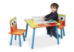 Delta Children Sesame Street Table and Chair Set in Setting a1a
