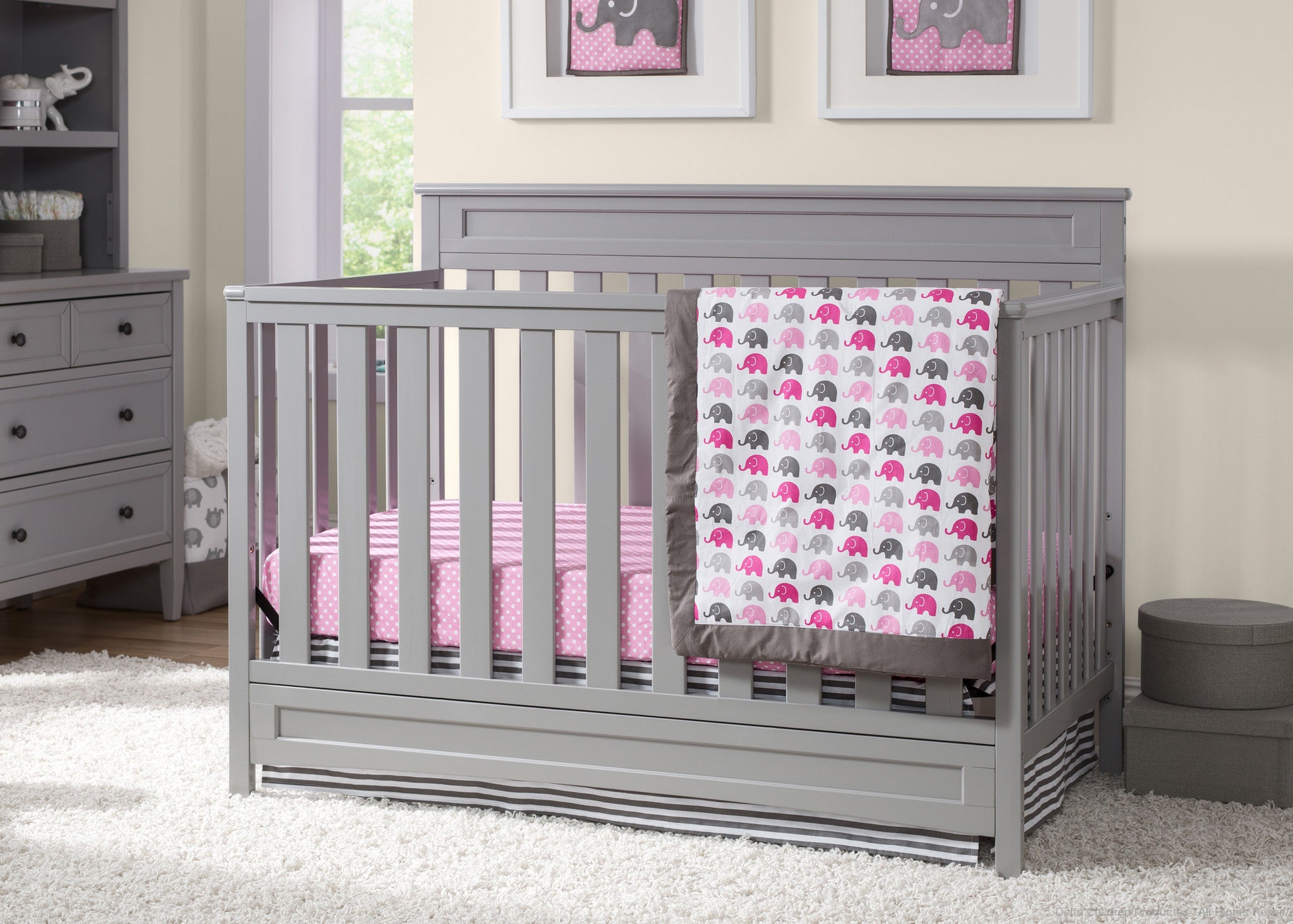 Geneva top convertible crib